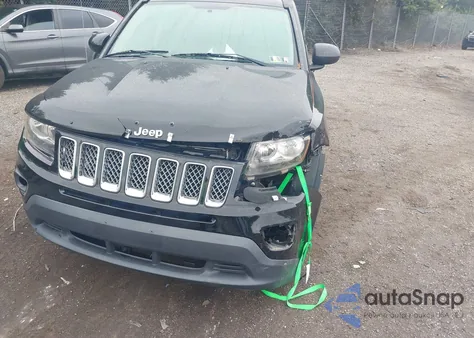 2015 Jeep Compass High Altitude Edition z USA, uszkodzony, nr VIN 1C4NJDEB5FD177195